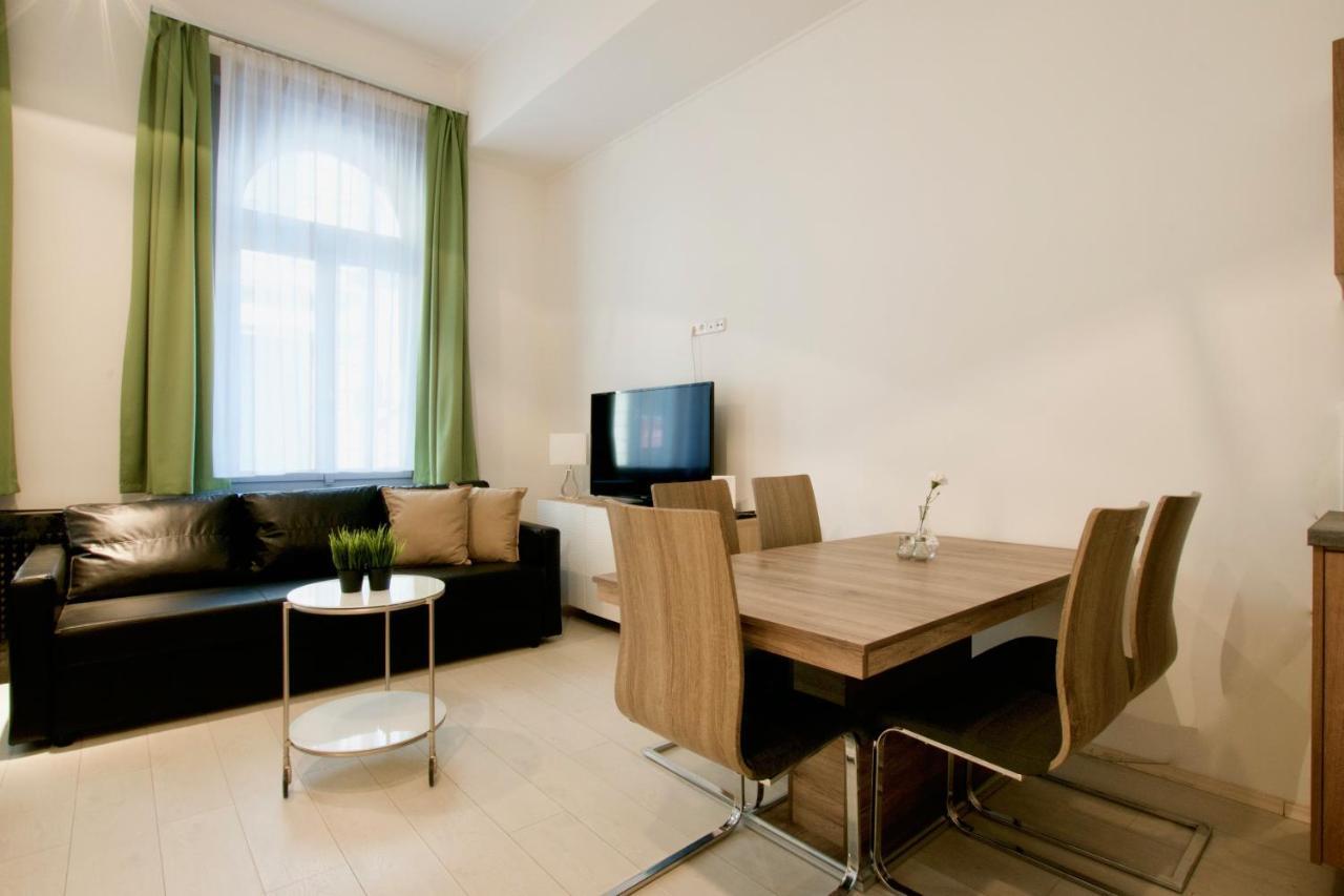 St. King 1 By Hi5 Apartments Budapest Exteriör bild