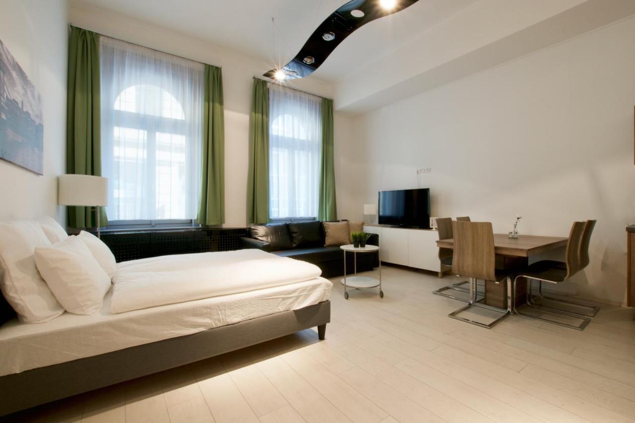 St. King 1 By Hi5 Apartments Budapest Exteriör bild
