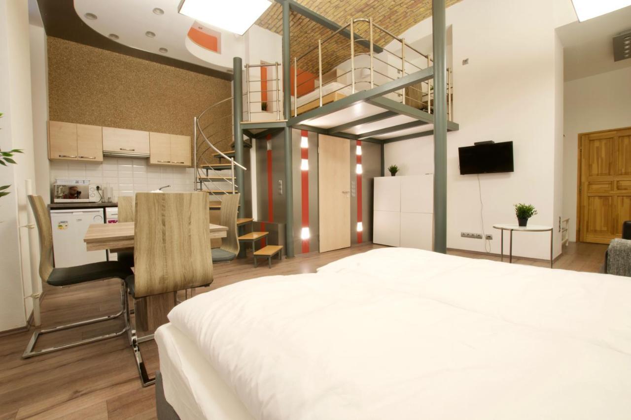 St. King 1 By Hi5 Apartments Budapest Exteriör bild